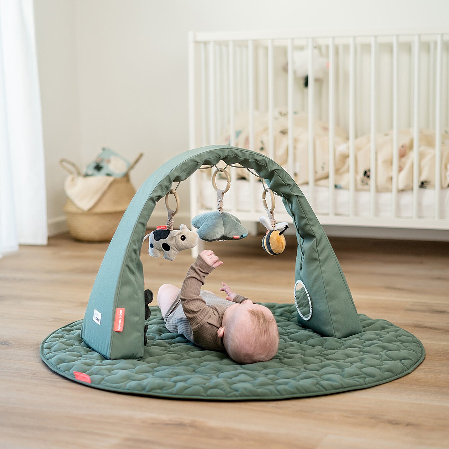 Arche flexible avec jouets suspendus Tiny Farm