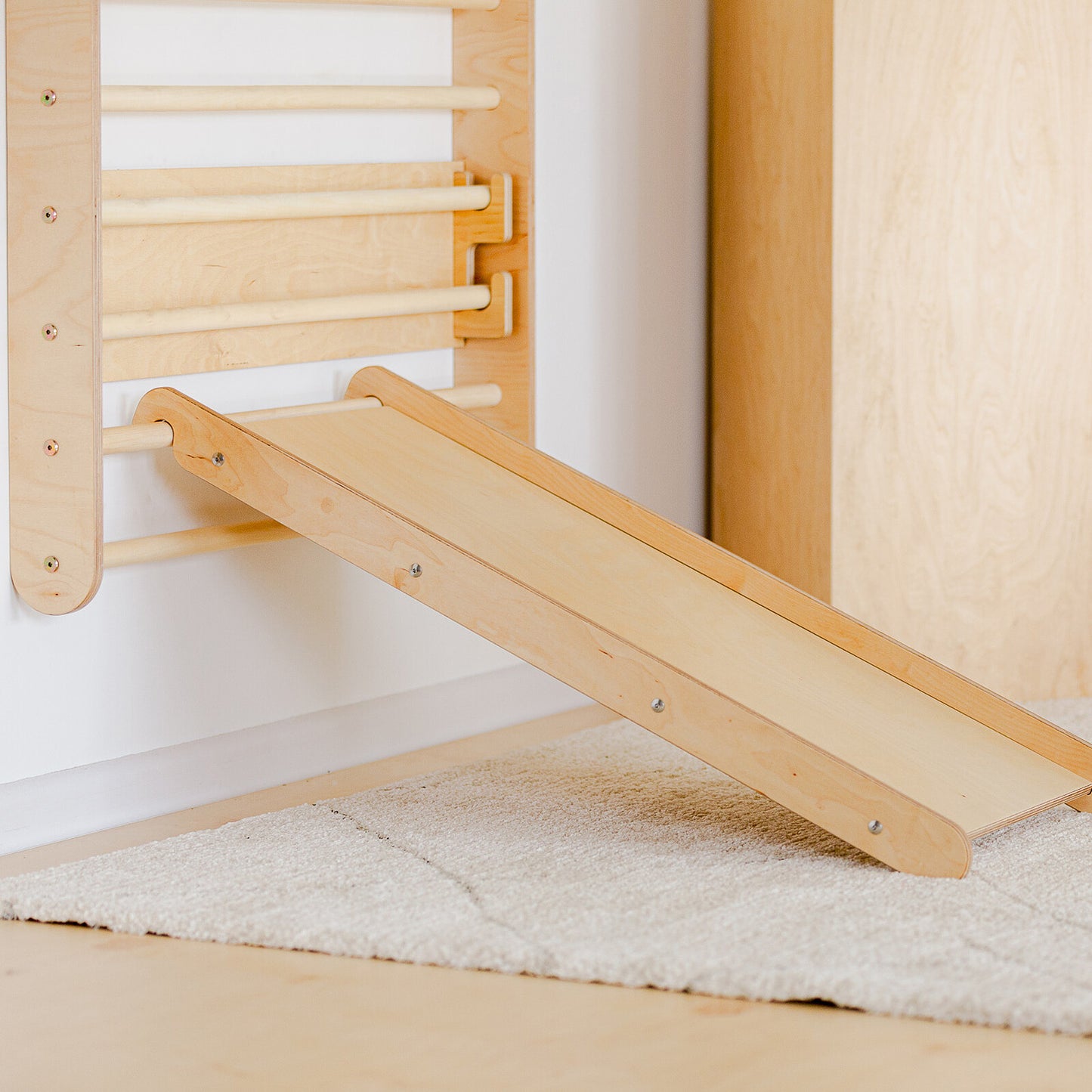 Échelle murale type suédoise Duck Woodworks – jeu de motricité intérieur