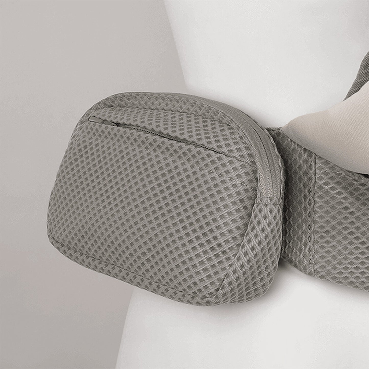 Porte-bébé Nuna avec capuche et bavoirs