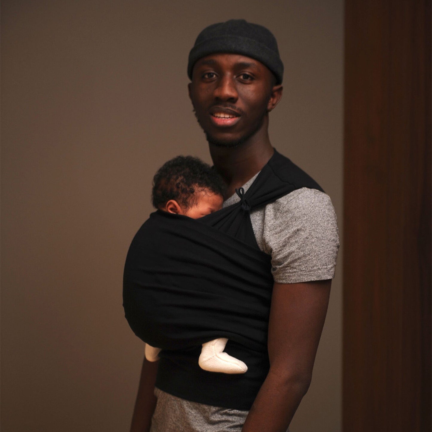 Porte-bébé Mama Hangs Carry & Pack vue de profil