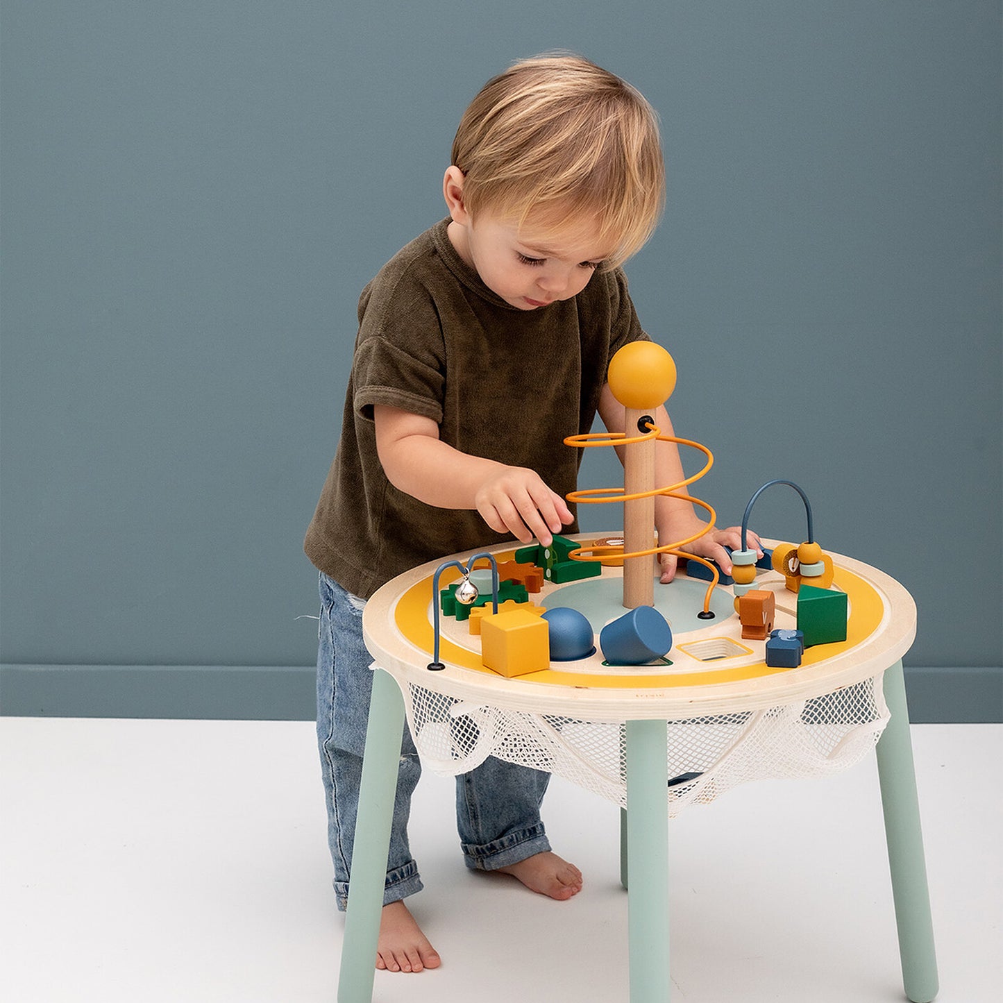 Table d’éveil en bois animaux avec jeux éducatifs Trixie Baby