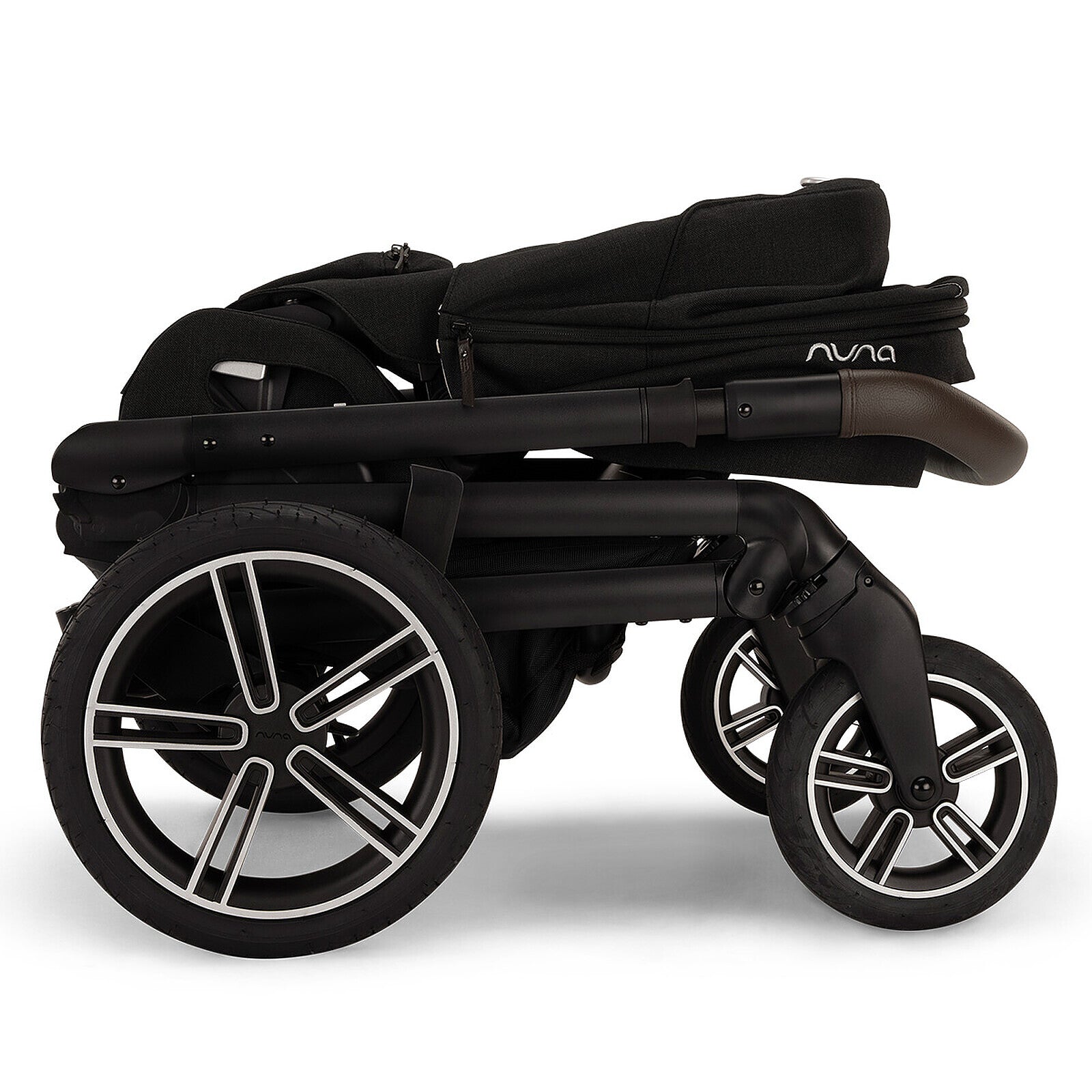 Poussette Trio MIXX next - Siège Auto ARRA Flex i-Size - Nacelle MIXX next - Caviar pas cher