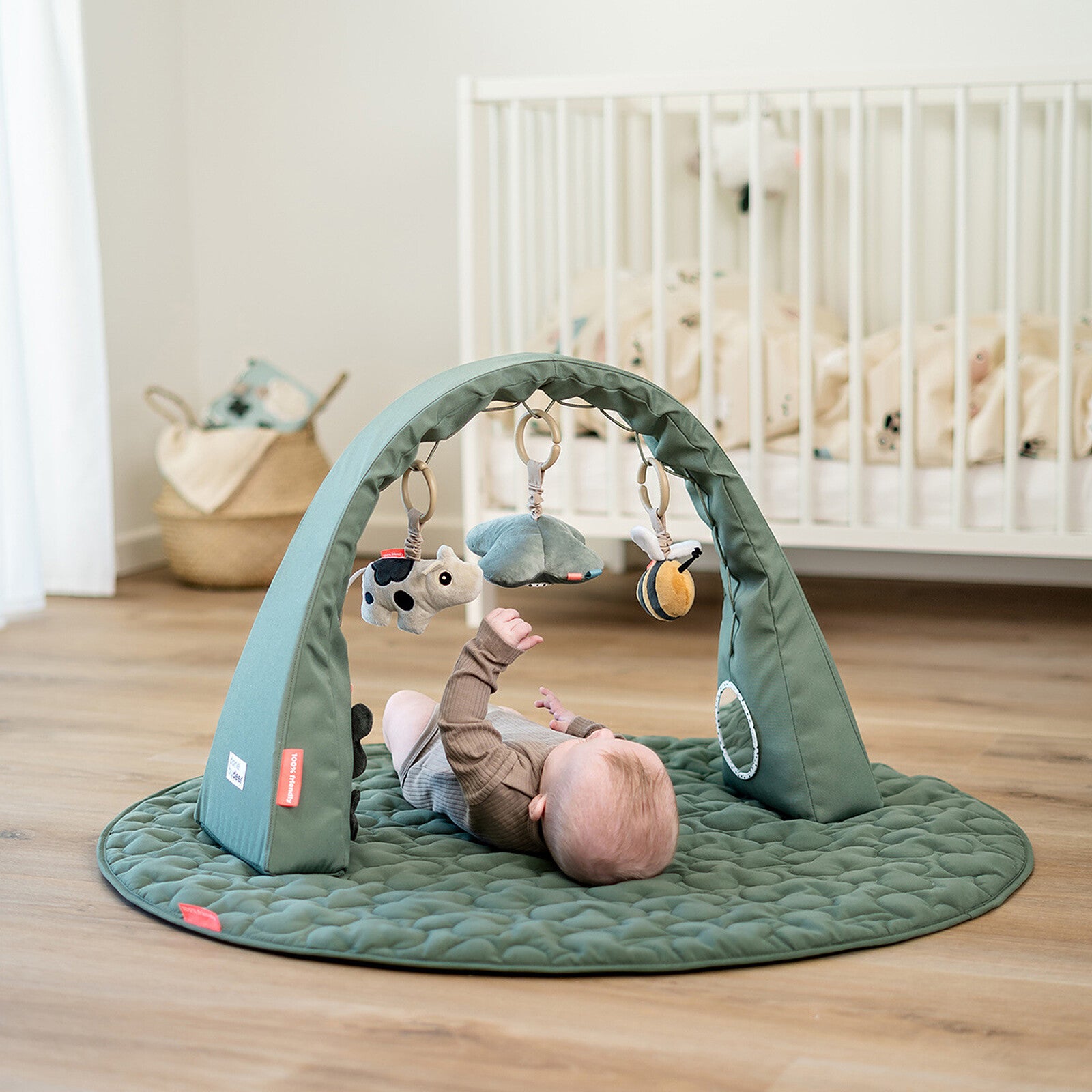 Arche flexible avec jouets suspendus Tiny Farm