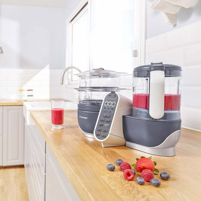 ALT : Préparation de repas pour bébé avec le Babymoov Nutribaby(+) – Industrial Grey