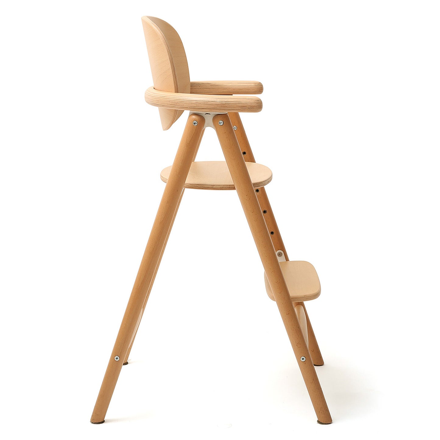 Chaise haute Charlie Crane TOBO V4 Natural avec repose-pieds ajustable sur quatre positions.