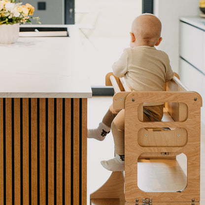 Tour de cuisine transformée en chaise haute Duck Woodworks
