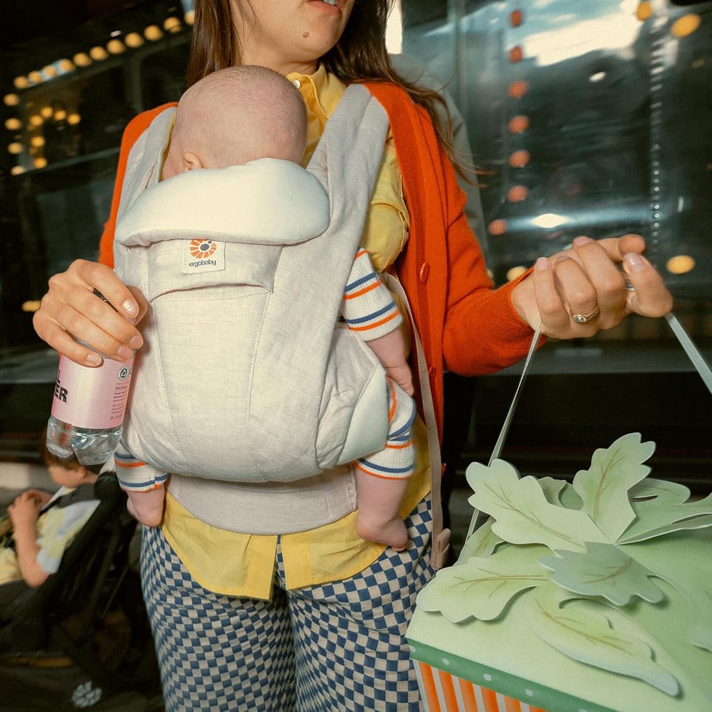 Ergobaby Omni Deluxe 6 poches de rangement pour portage facile 2

