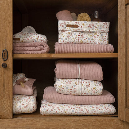 housse pour lingettes bebe Little Dutch en situation 3