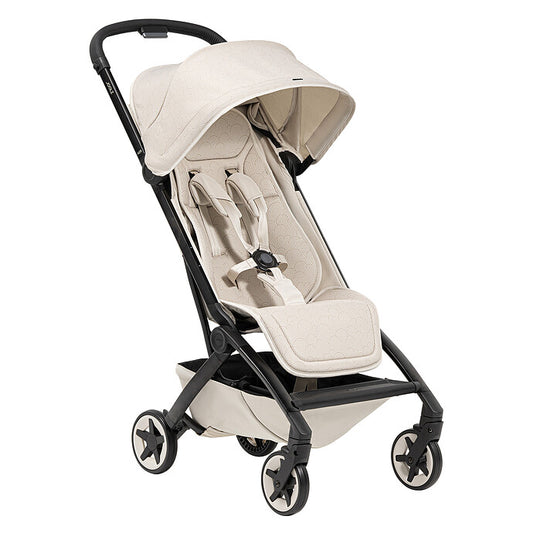 poussette bébé, Joolz, Aer 2, édition limitée, Calming Beige, poussette compacte, poussette voyage, poussette légère, sortie bébé, promenade, famille, jeune parent, puériculture, confort bébé, déplacement bébé, poussette citadine, vacances avec bébé, produit affilié