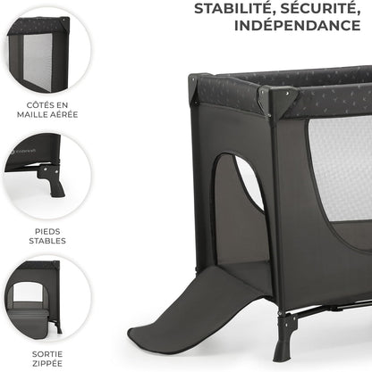 Lit parapluie bébé Kinderkraft avec sortie zippée, pieds stables et côtés en maille respirant