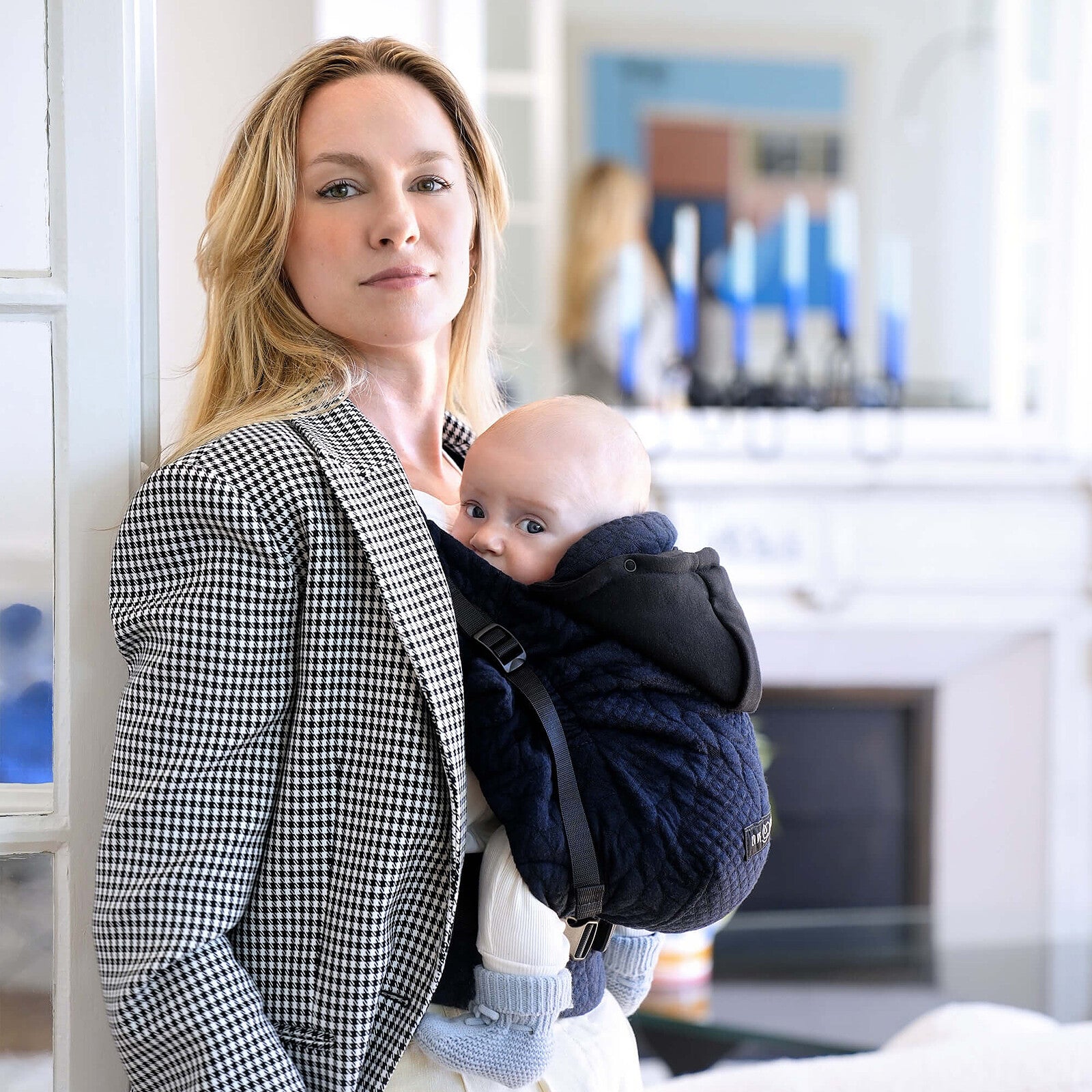 Capuche amovible et bretelles confortables du HoodieCarrier 2 Love Radius