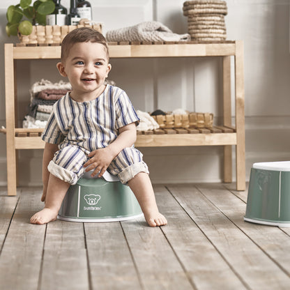 Pot toilette bébé BabyBjörn Pot Smart – surface lisse sans recoins
