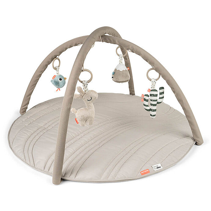 Tapis d eveil bebe Done by Deer Lalee sable avec arches