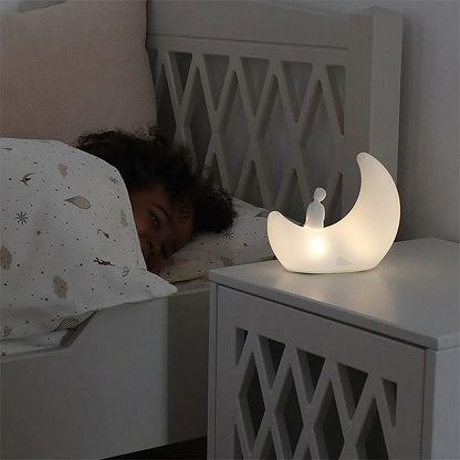 Lampe lune enfant Camcam Copenhagen décoration douce pour chambre bébé
